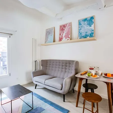 Design Flat Fully Refurbished *